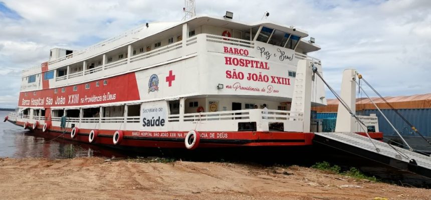 O Barco Hospital São João XXIII inicia, na quarta-feira (09), a 7ª expedição de saúde, partindo de Manaus para a comunidade de Novo Remanso, zona rural de Itacoatiara (a 210 quilômetros da capital). A ação é realizada em parceria entre o Governo do Amazonas e a Associação e Fraternidade Lar São Francisco de Assis, e levará, até o dia 14 de abril, diversos serviços de saúde, incluindo consultas, cirurgias, exames laboratoriais e de imagem.