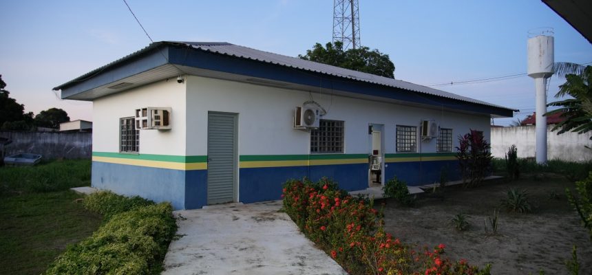 A Defensoria Pública do Amazonas (DPE-AM) e o Instituto Casa de Maria formalizaram, nesta segunda-feira (23), uma parceria que fortalece e amplia a rede de proteção às mulheres em situação de violência no município de Itacoatiara (a 270 quilômetros de Manaus). A cooperação foi oficializada por meio da assinatura de um Termo de Cooperação Técnica, que garante atendimento jurídico especializado, medidas protetivas e ações de fortalecimento da autonomia feminina.